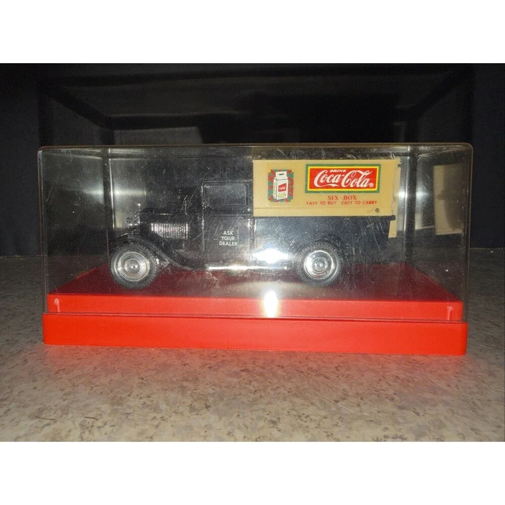 Citroen C4F COCA-COLA Diecast Delivery Truck in Original Case 1:43